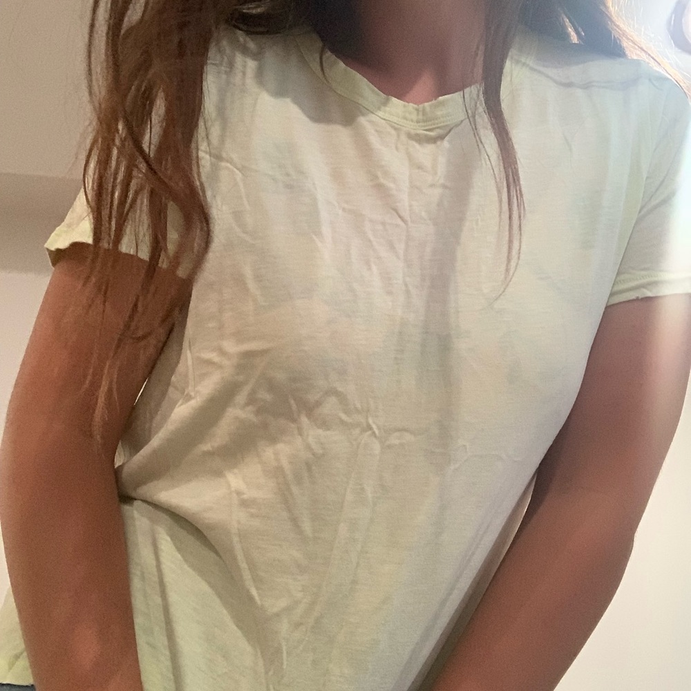 Yellow t shirt
